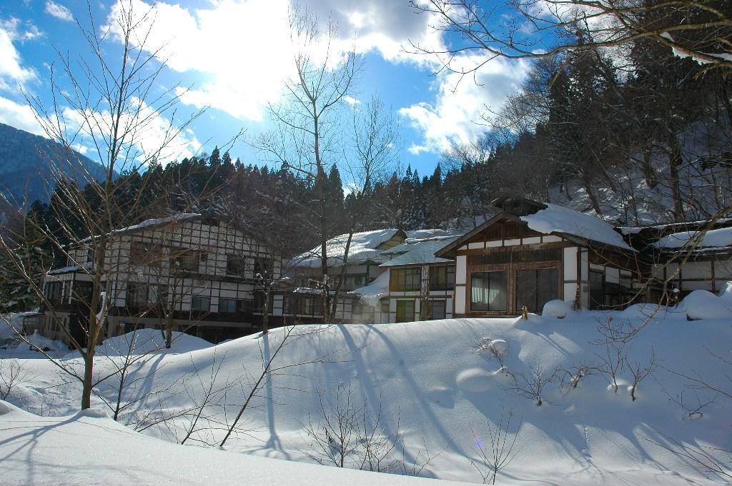 Готель Kaikake Onsen Юдзава Екстер'єр фото